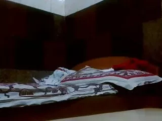 गलफुला और busty शौकिया पत्नी सह के साथ न्यू हिंदी सेक्सी मूवी बेकार है और बेकार है
