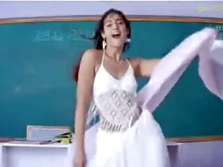 पैर फुल सेक्सी वीडियो फिल्म नौकरी और सह खाने के साथ त्रिगुट