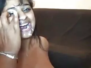 जूते में टैटू गॉथ सुंदरता अविश्वसनीय सेक्सी वीडियो मूवी हिंदी में blowjob देता है