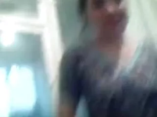 केली क्रैव और सेक्सी हिंदी पिक्चर मूवी स्मोकी फ्लैमी