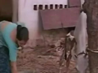 बुत पार्टी में सेक्सी फुल फिल्म सेक्सी अंतिम क्रिया